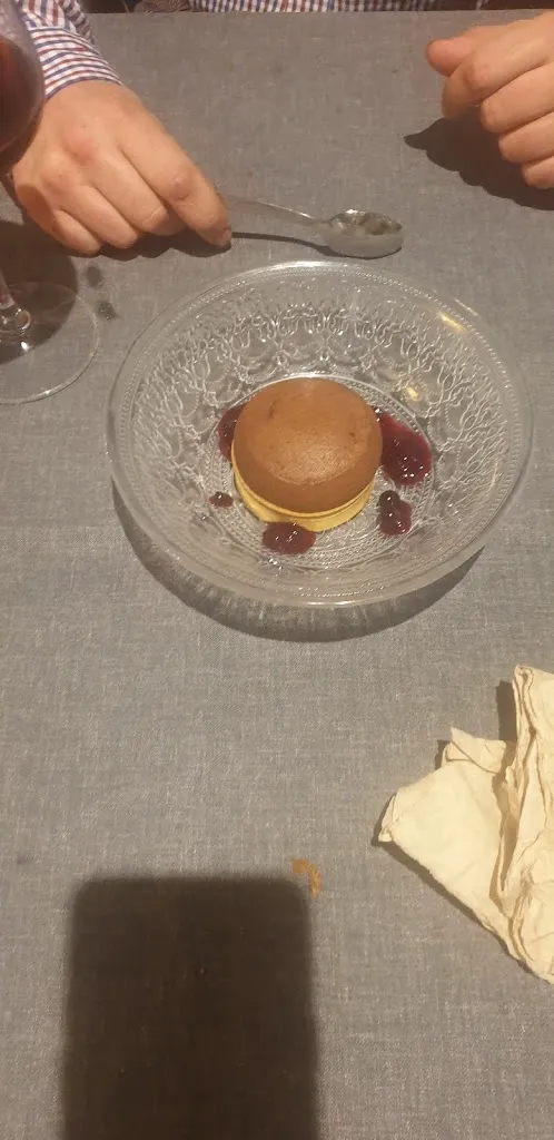 Miriam Banus_Can Tastet_Sant Feliu de Codines_review