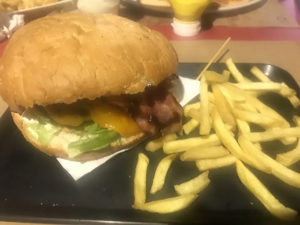 Guiri SinMas_Bar Restaurant La Trobada_Sant Esteve Sesrovires_recensione