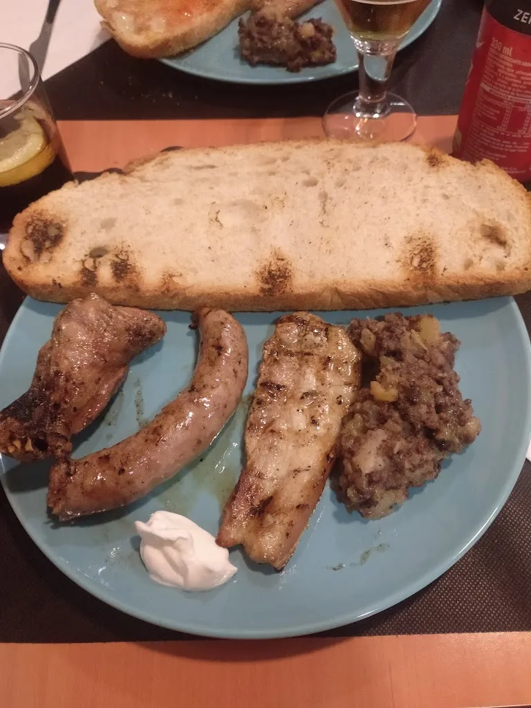 Menu_Entrebrases - Restaurant Comas_Sant Feliu Sasserra_image_8