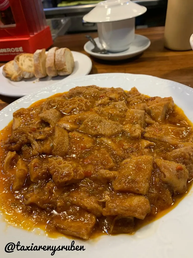 TaxiRubén9pax_Frankfurt Can Mingo_Sant Iscle de Vallalta_recensione