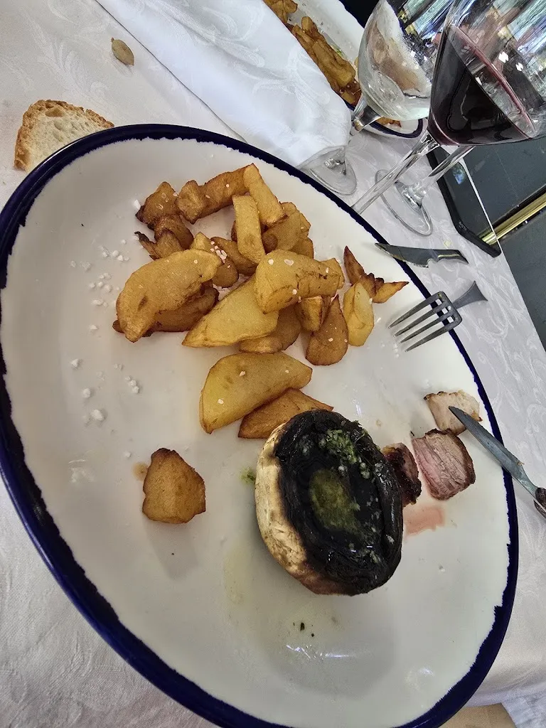 Guillermo Esteban Cook_Can Bernad_Sant Adrià de Besòs_review