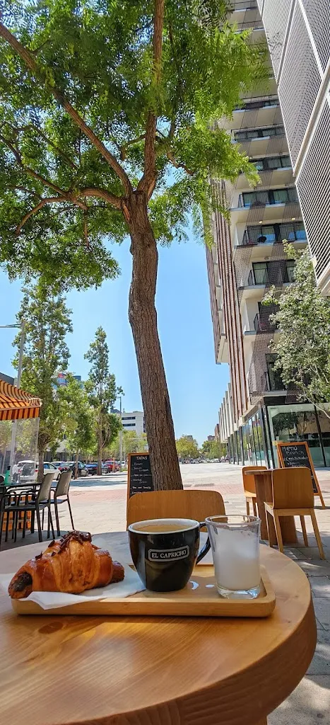 J Z_El capricho brunch & cafetería_Sant Adrià de Besòs_review