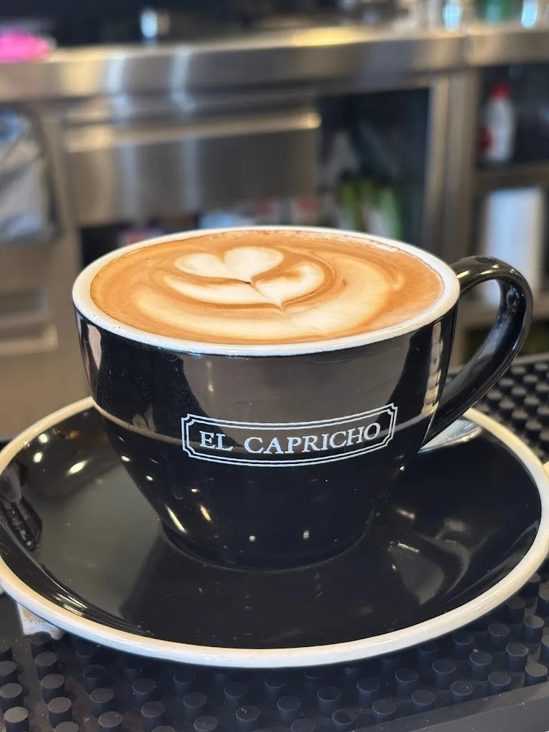 El capricho brunch & cafetería_Sant Adrià de Besòs_slider_image_3