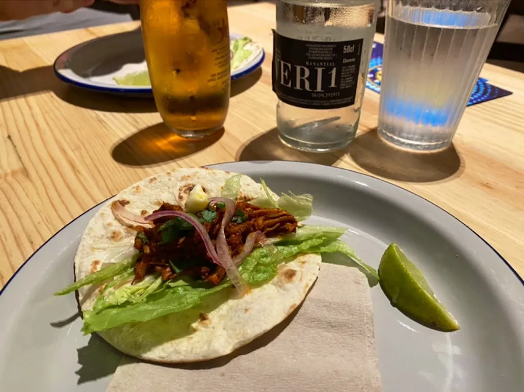 Oleksandra Shepelska_Suau Bar_Sant Adrià de Besòs_review