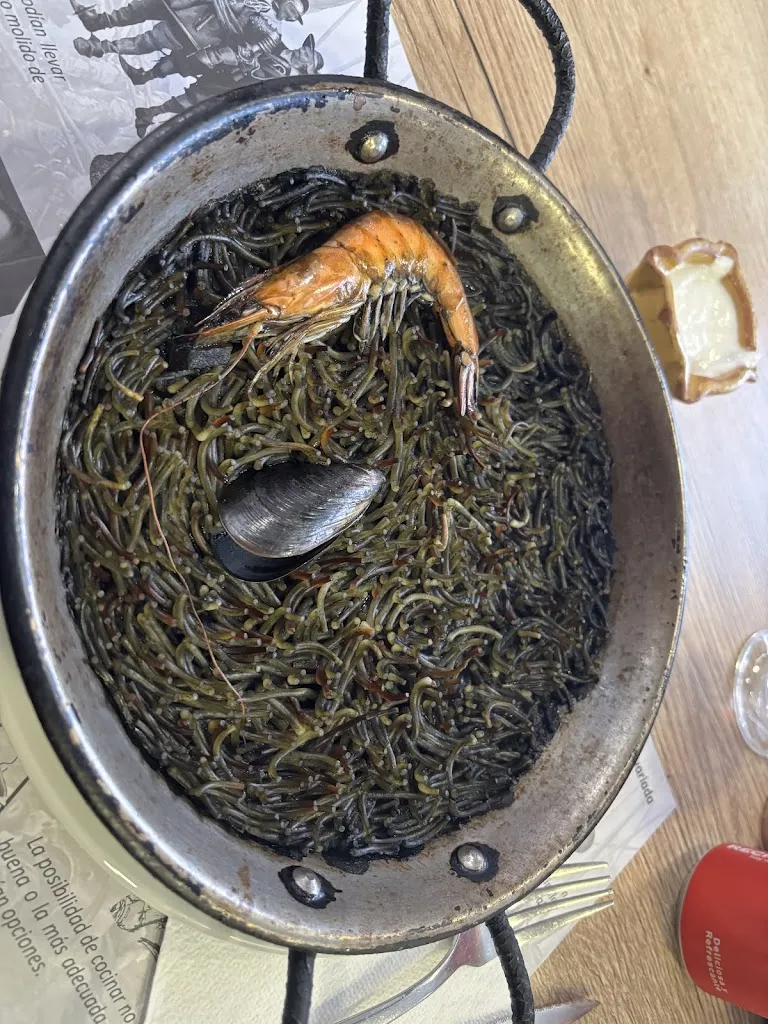 Pau FRodr_Bar-Restaurant Les Rodes_Sant Adrià de Besòs_review