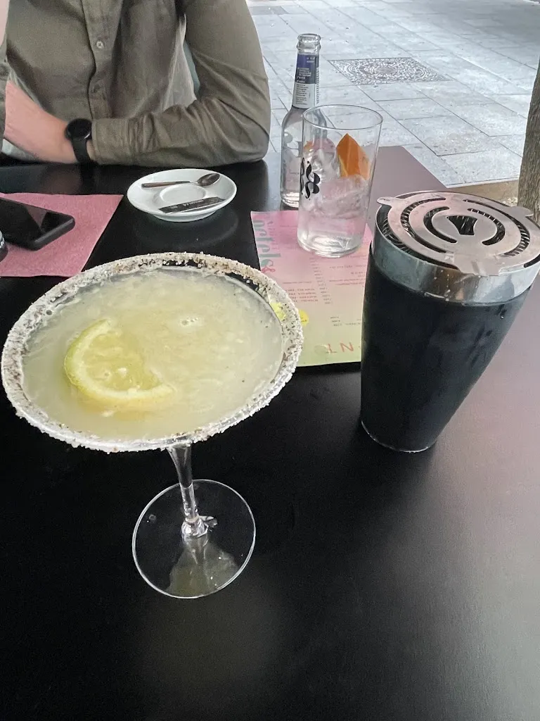 iva flego_PIZZERIA LA FONT_Sant Adrià de Besòs_review