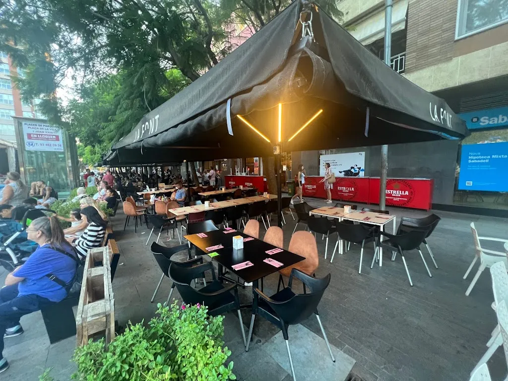 PIZZERIA LA FONT_Sant Adrià de Besòs_slider_image_1