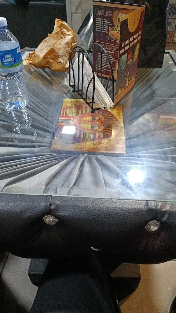 Cleopatra_Sant Adrià de Besòs_slider_image_3