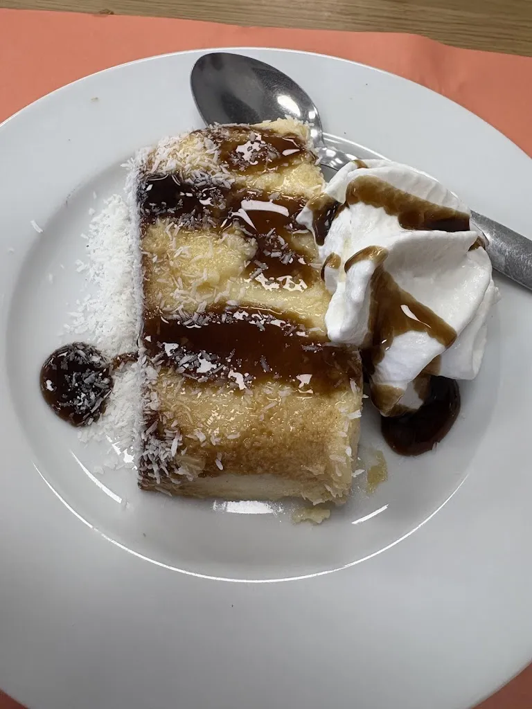 Yazmin Ramirez_Restaurant los Olmos Tres_Sant Adrià de Besòs_review