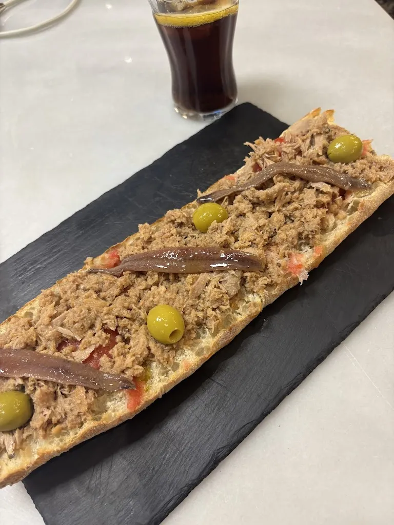 Zoé P-R_Restaurant Ateneu Adrianenc_Sant Adrià de Besòs_review