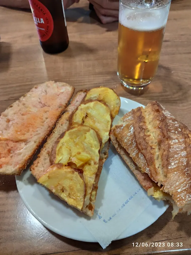 Manolo Navarro_Restaurante Gravina 1_Sant Adrià de Besòs_review