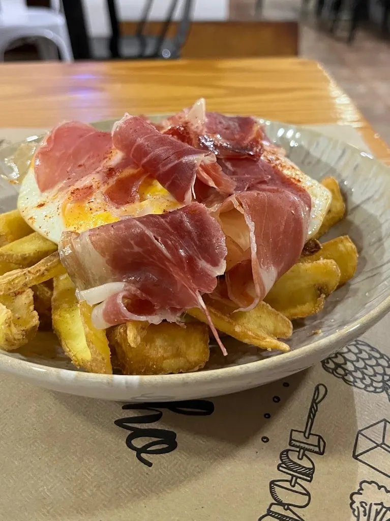 BAR EL RAÇO DE CHIQUI_Sant Adrià de Besòs_slider_image_2