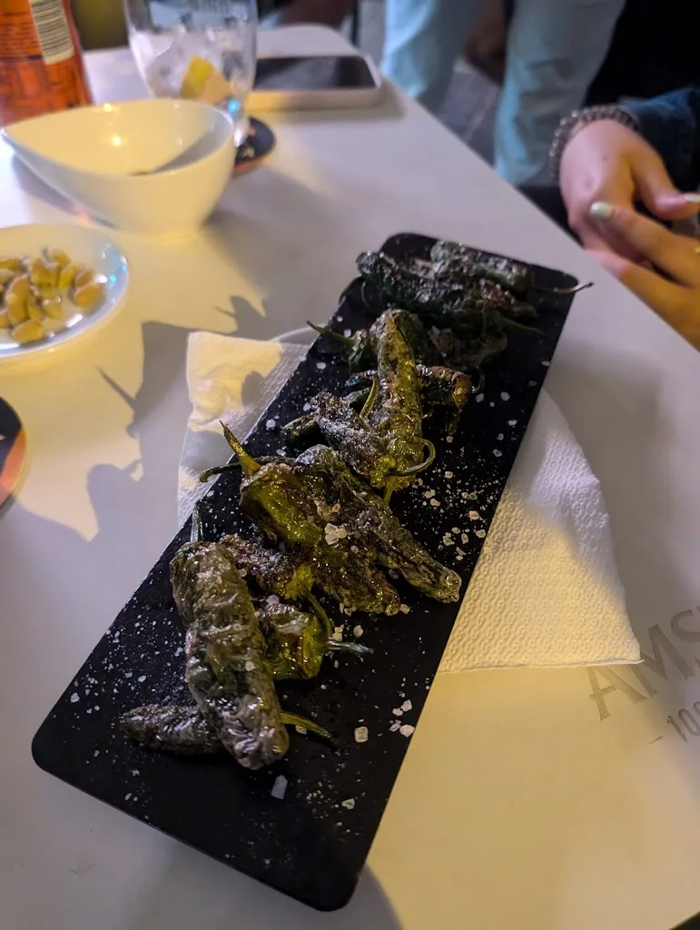 Georgina Mackintosh_Bar El paradís de Sant Adrià_Sant Adrià de Besòs_review