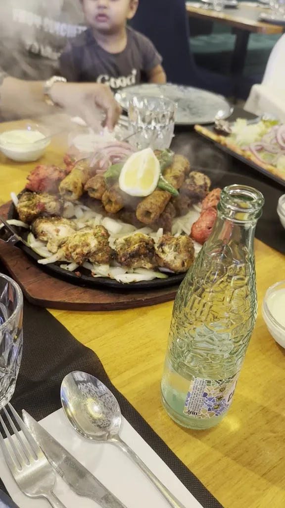 Punjab Shinwari_Sant Adrià de Besòs_slider_image_2