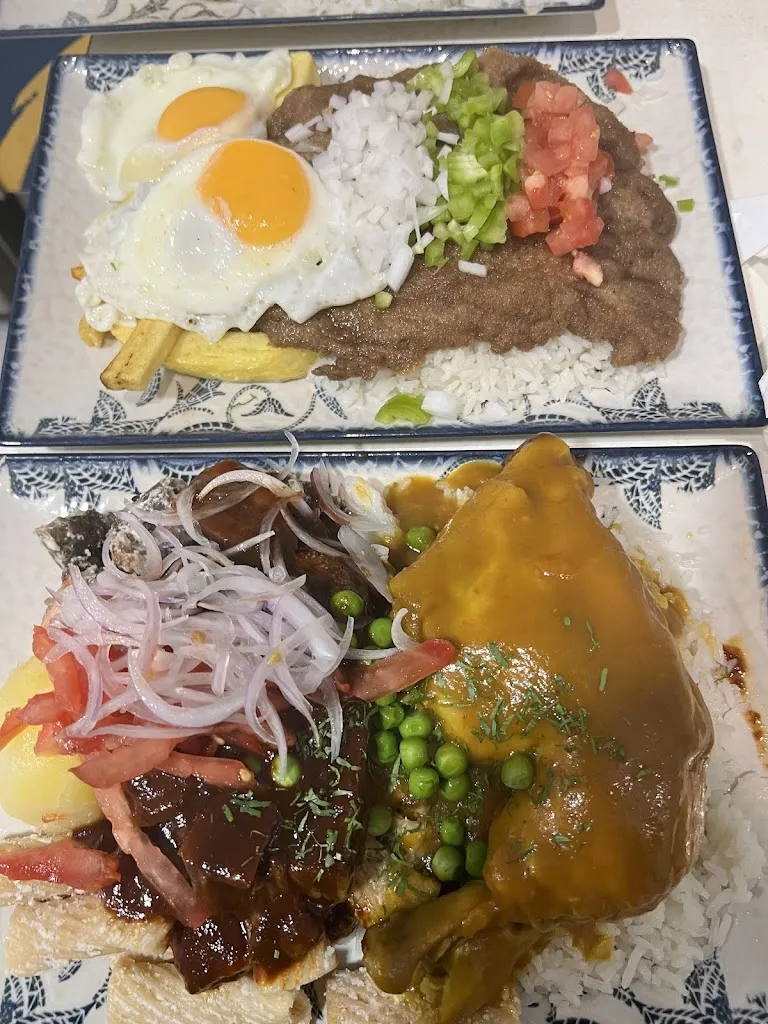 Paola Funes_La Palmera 2_Sant Adrià de Besòs_review