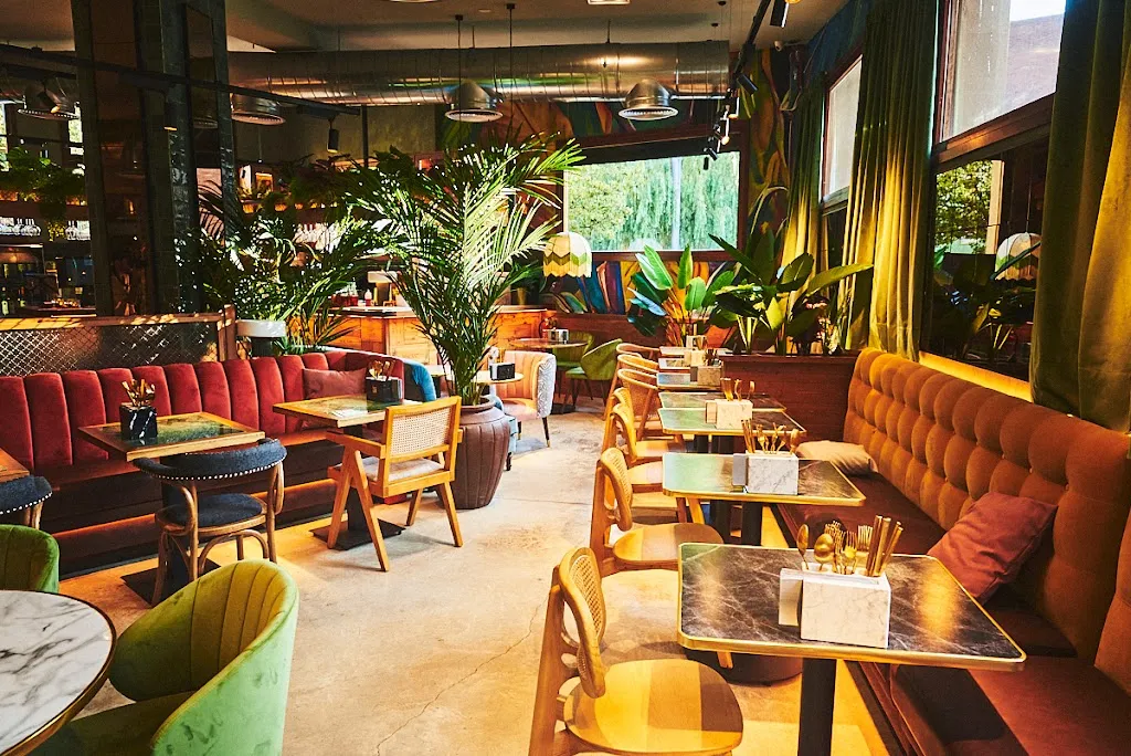 V Modern Italian Sant Cugat ristorante a Sant Cugat del Vallès