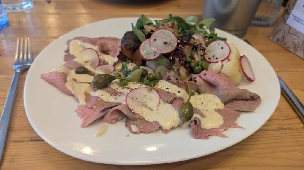 Anthony Chen_L'antic de la plaça_Sant Cugat del Vallès_review