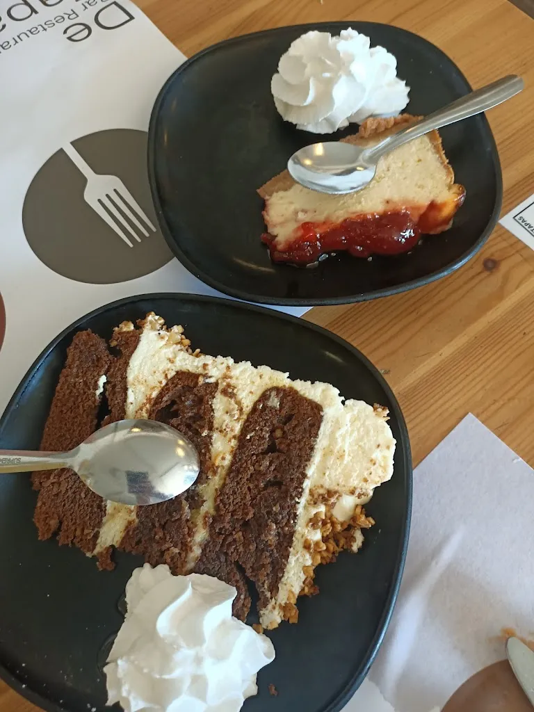 MIREIA JULVE ROVIRA_RESTAURANT DETAPES sant boi_Sant Boi de Llobregat_review