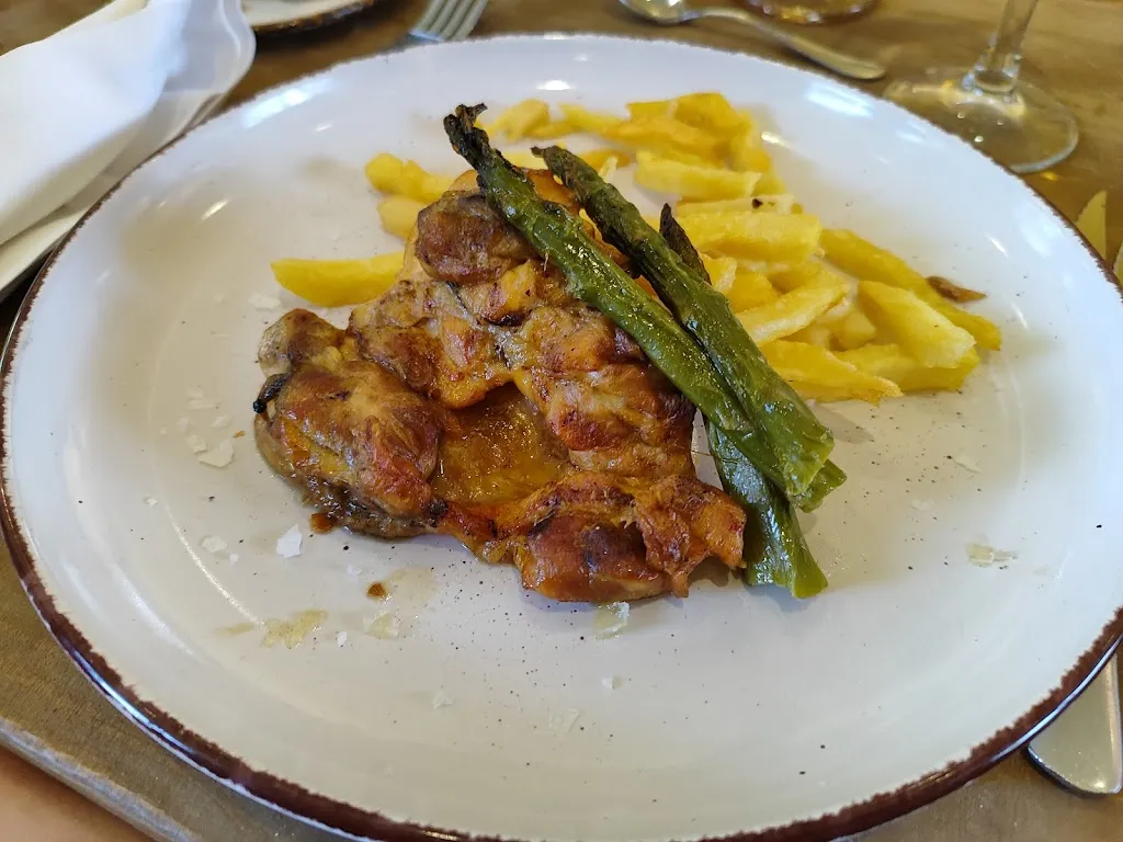 Sonia Gomez_Blanc & Negre_Sant Boi de Llobregat_review