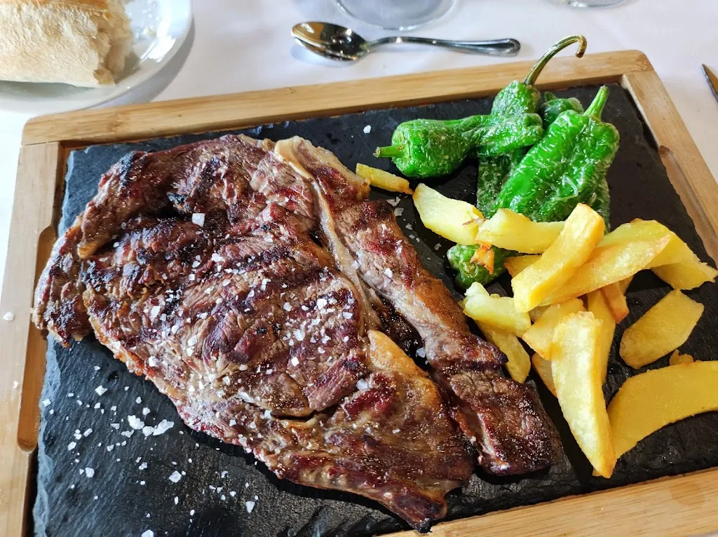 Blanc & Negre_Sant Boi de Llobregat_slider_image_1