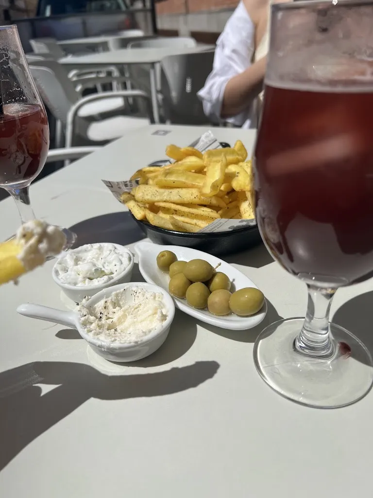 Daniela G_Nou Sitio_Sant Boi de Llobregat_review