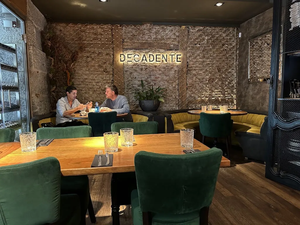 Decadente_Sada_slider_image_1