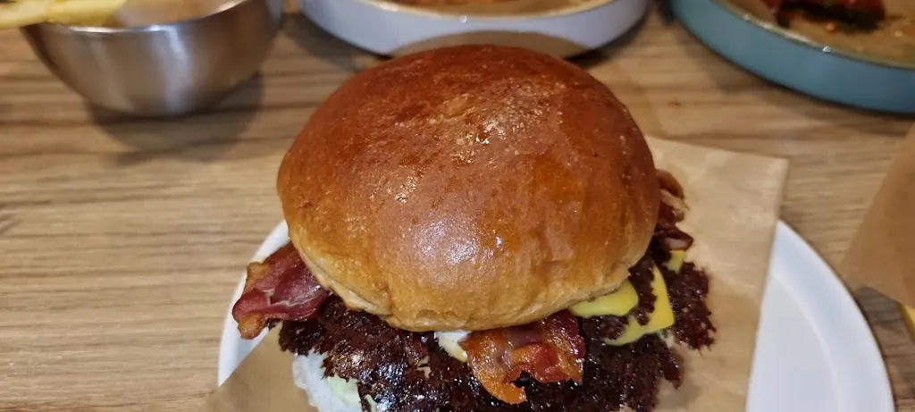 Kiwi Burger Bar_Sant Boi de Llobregat_slider_image_2