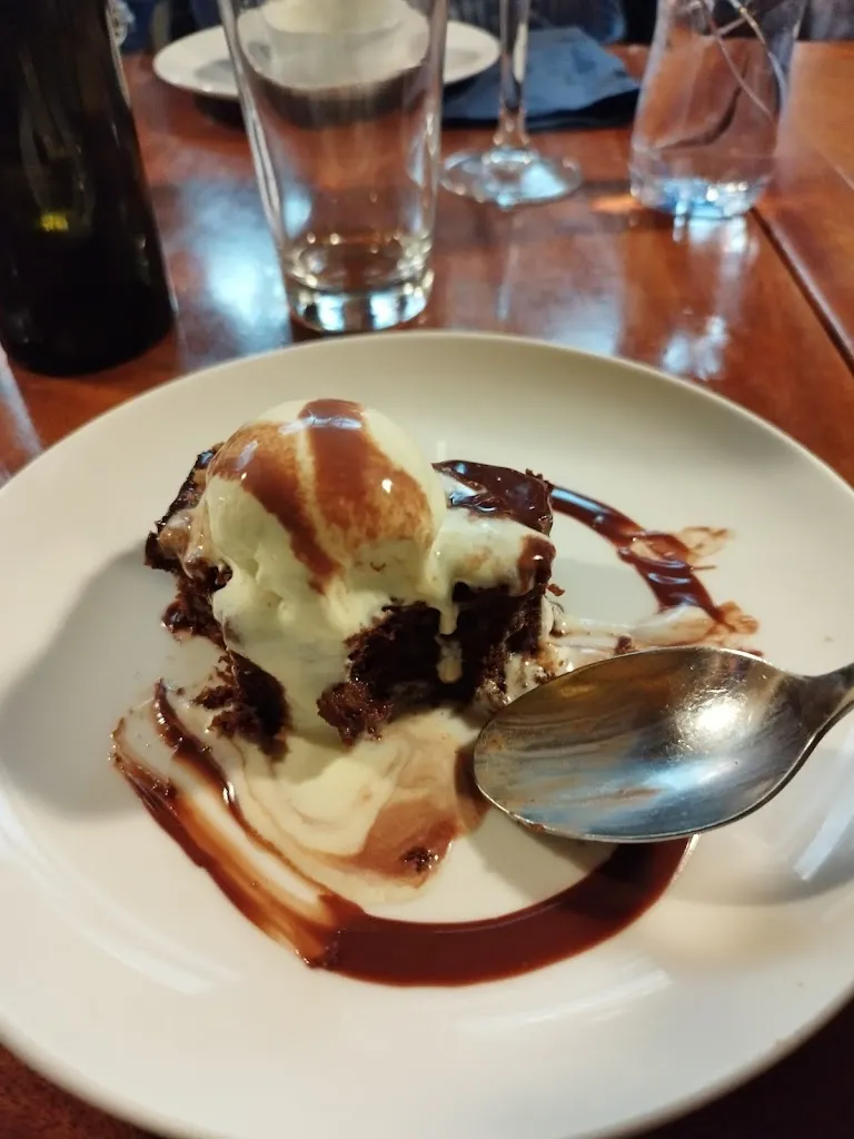 Foncham Fomunyam_Mama Grill Restaurante_Sant Boi de Llobregat_recensione