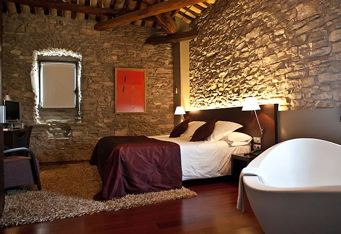 Mas Albereda_Sant Julià de Vilatorta_slider_image_3