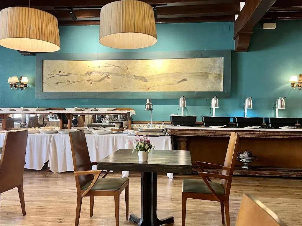 Restaurante Ca La Manyana restaurant in Sant Julià de Vilatorta