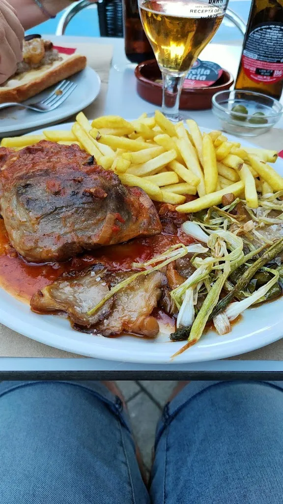 Menu_Bar Pavelló Esportiu Sjv_Sant Julià de Vilatorta_immagine_7