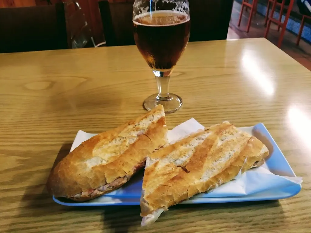 Menu_Bar Núria_Sant Julià de Vilatorta_image_5