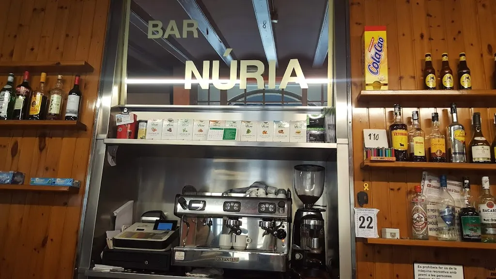 Aproniana Celades Saether_Bar Núria_Sant Julià de Vilatorta_review