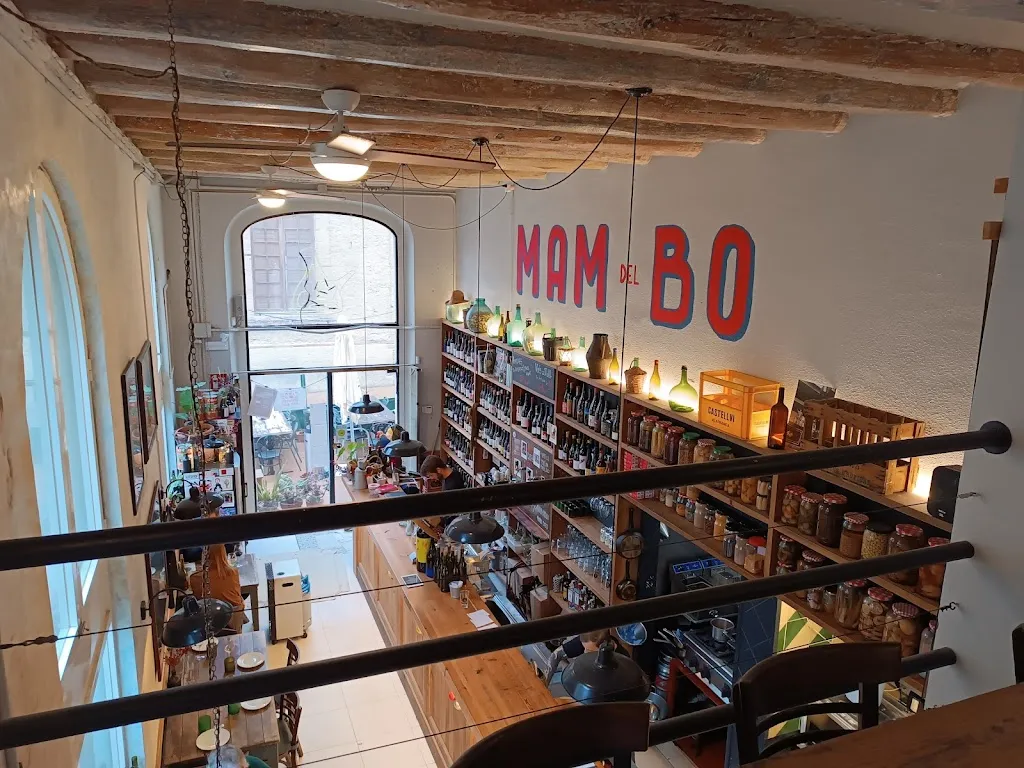 MAM del BO TAVERNA & VI restaurant in Sant Llorenç dHortons