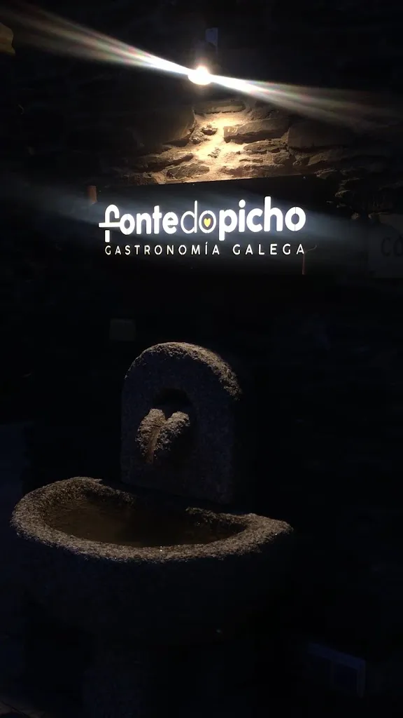 Fonte do Picho_Arzúa_slider_image_2