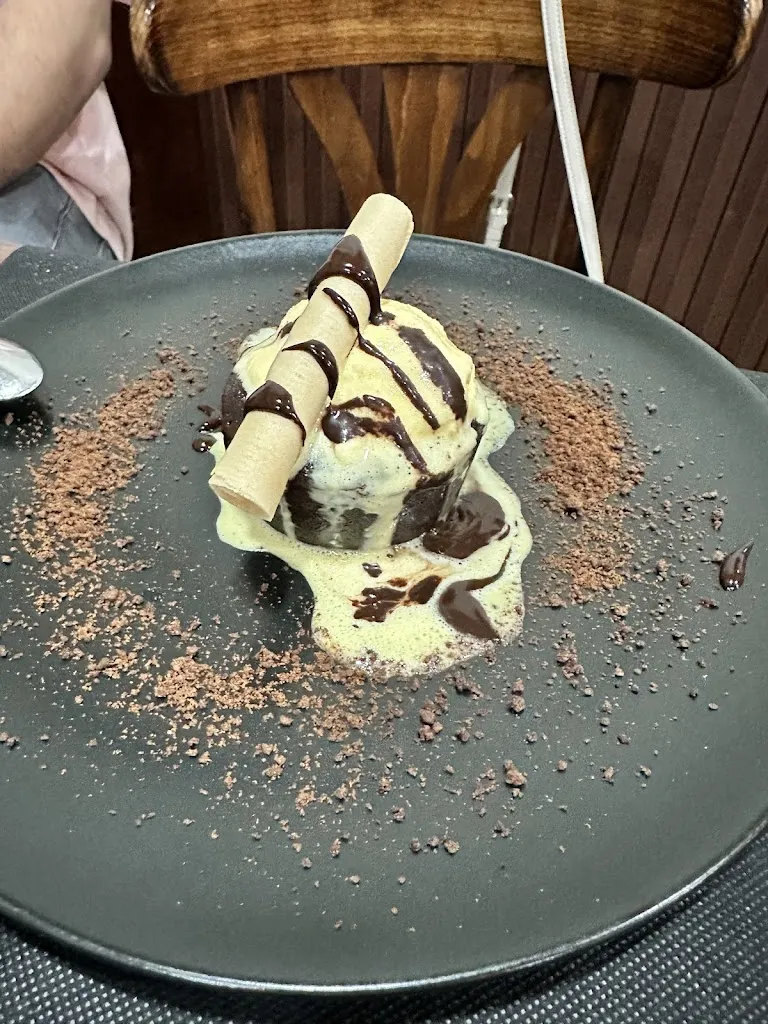 Esther r. f_Bar Restaurant Los Amigos_Sant Joan de Vilatorrada_review