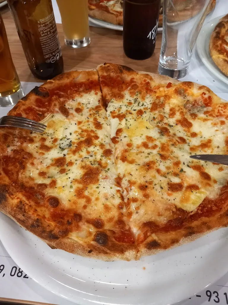 Paula_Restaurant Pizzeria Chuek's_Sant Joan de Vilatorrada_review