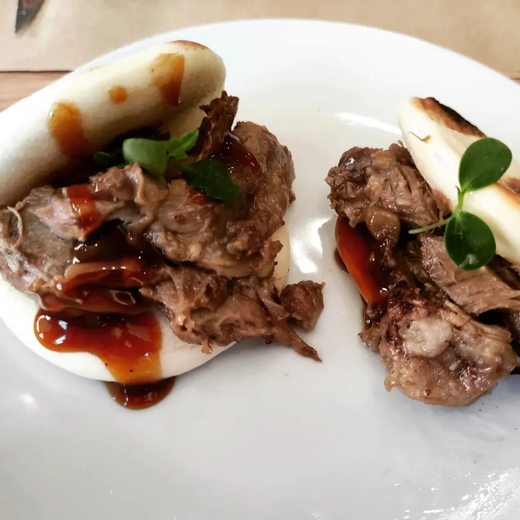 Joan Calvet_Restaurant Pizzeria Chuek's_Sant Joan de Vilatorrada_review