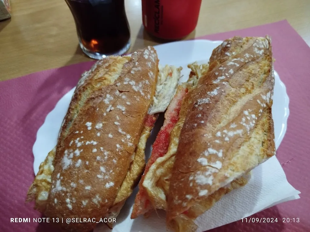 Menu_Bar Lucki’s_Sant Joan de Vilatorrada_image_4