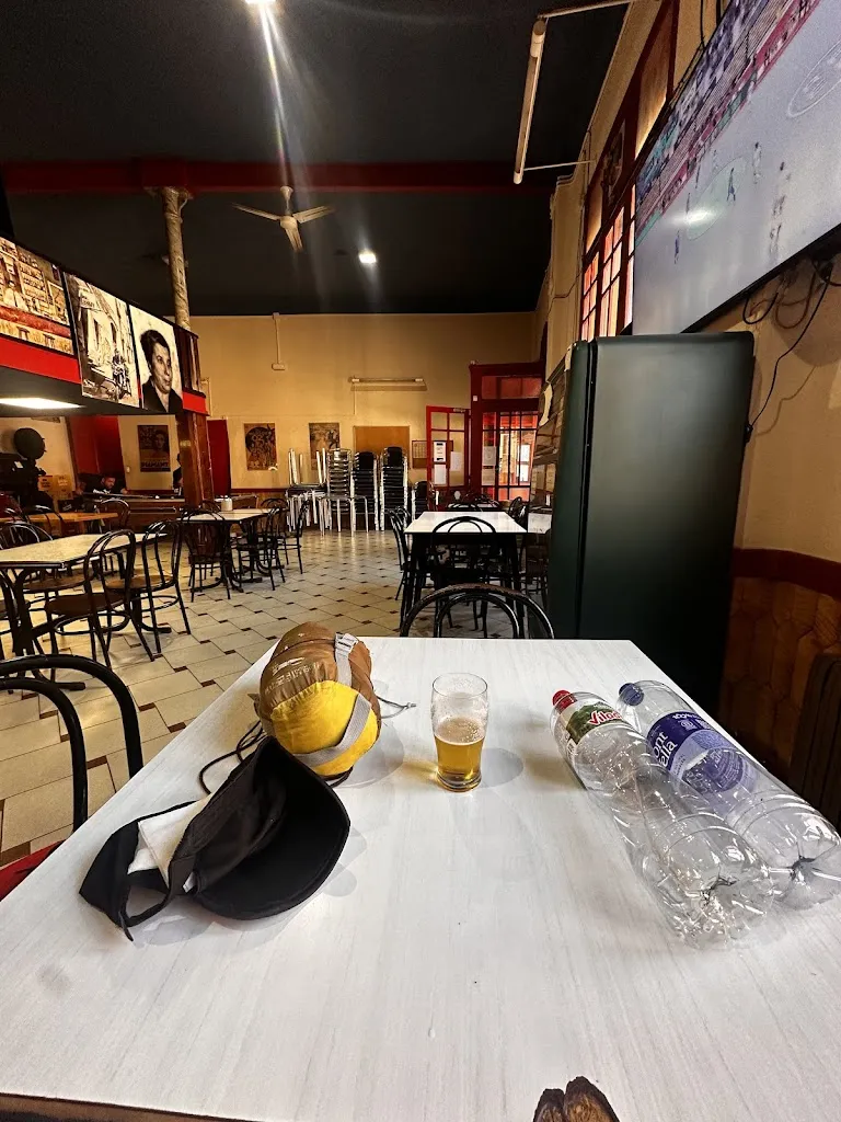 Sacha dassonville wolhoff_Cafè-Bar Royal_Sant Llorenç Savall_review