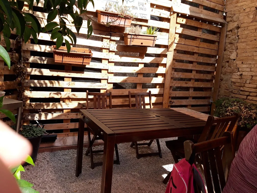 Isa Lopez_Bar Don Paco_Sant Martí de Tous_review