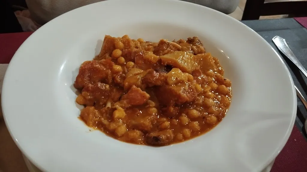 Elisenda Farriol Gili_Restaurant Llenegues_Sant Martí Sesgueioles_recensione