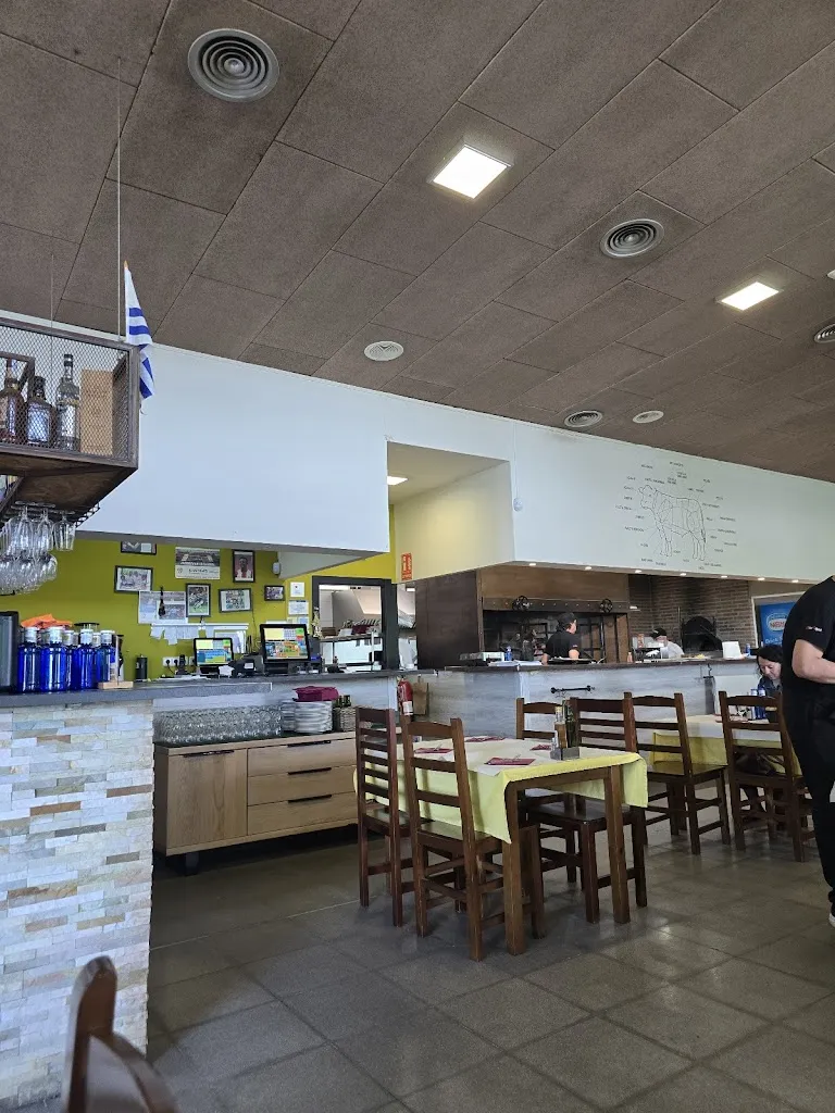 Santi Talo_Charrúa's Braseria Pizzeria_Sant Joan Despí_review