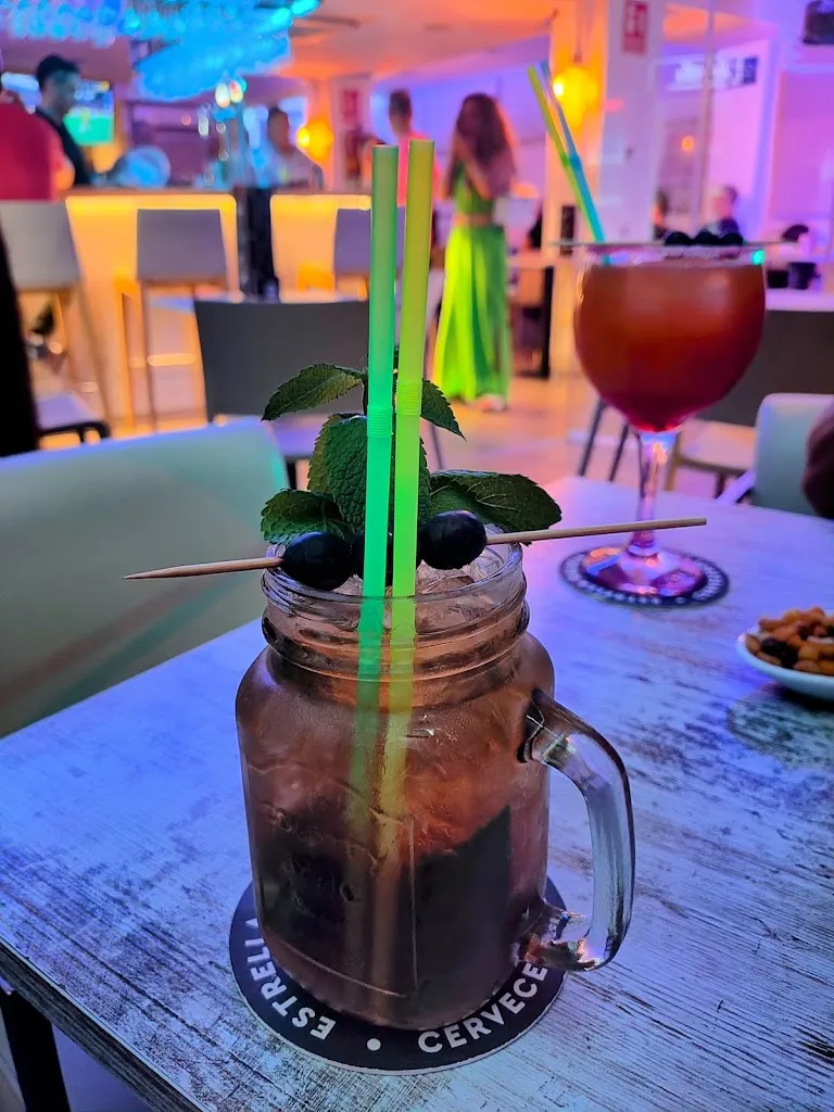 carlos vera_La Villa_Sant Joan Despí_review