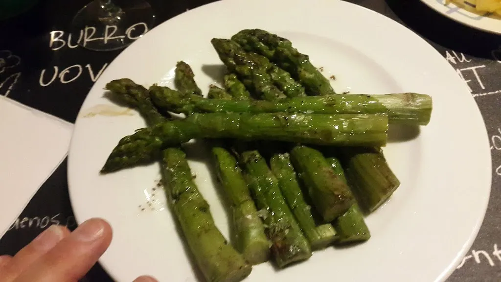 Israel Aparici_Cal Diari_Sant Martí Sarroca_review