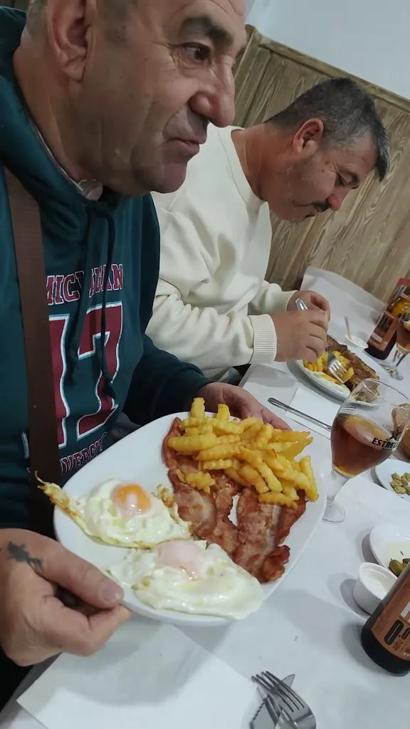 Restaurant Nois i Noies_Sant Just Desvern_slider_image_2