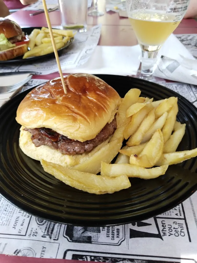 Bar Terrassa Mil·lenari_Sant Just Desvern_slider_image_2