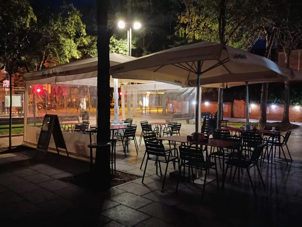 BAR LA NATA, almuerzos, comidas y meriendas restaurant in Sant Just Desvern