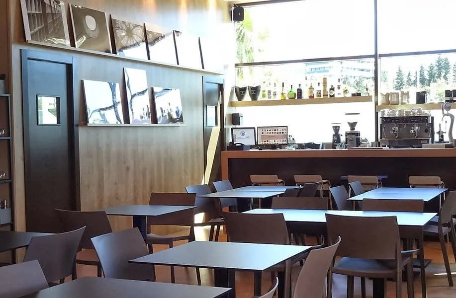 Bistro Creme de la Creme_Sant Just Desvern_slider_image_1