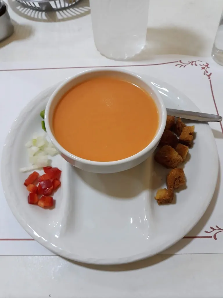 Emil St._Bar restaurant Garcia Ruiz_Sant Just Desvern_review